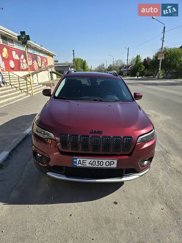 Jeep Cherokee