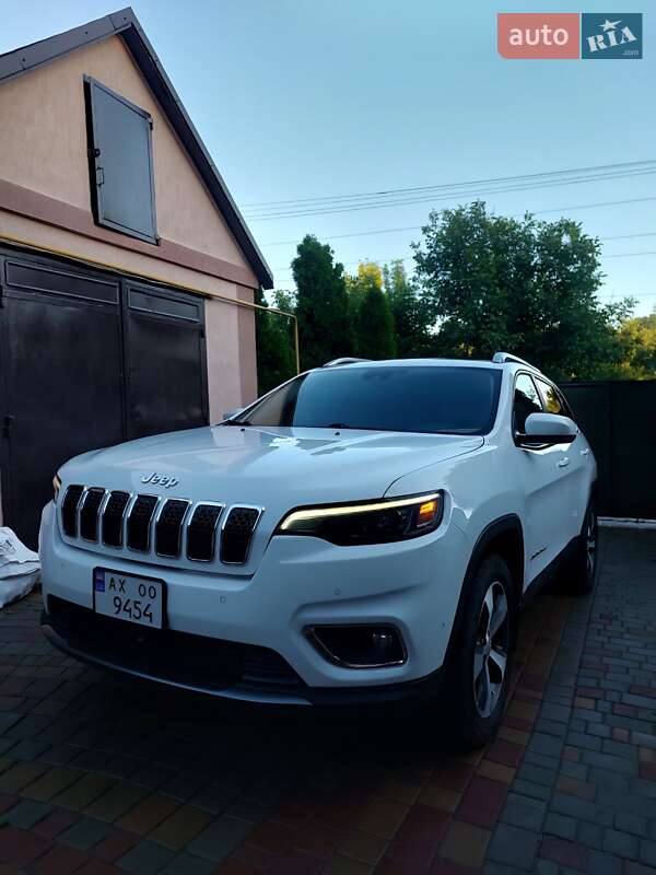 Jeep Cherokee