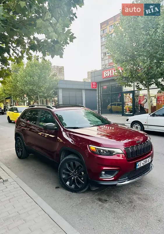Jeep Cherokee