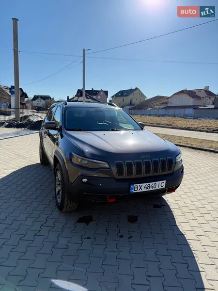 Jeep Cherokee