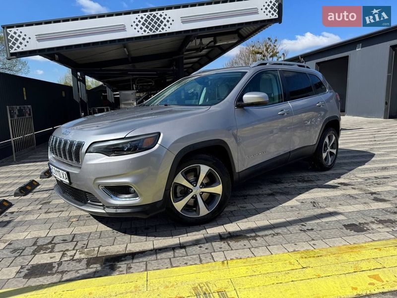 Jeep Cherokee