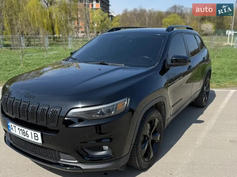 Jeep Cherokee