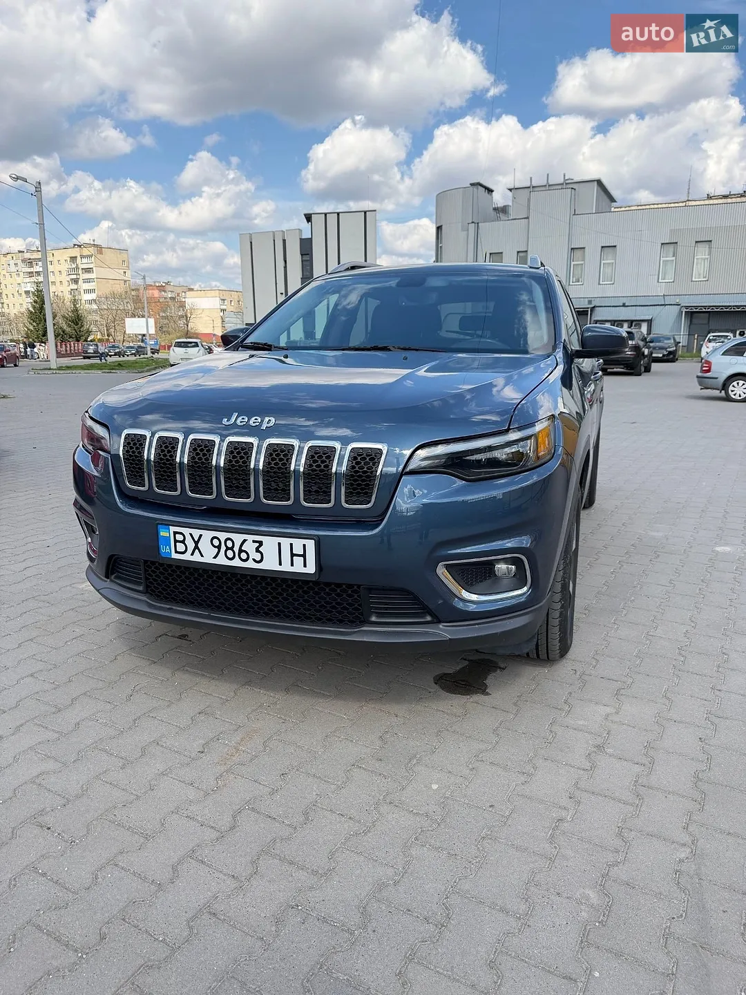 Jeep Cherokee 2019 VIN 1C4PJMDX5KD445436 фото оголошення 2 з 26