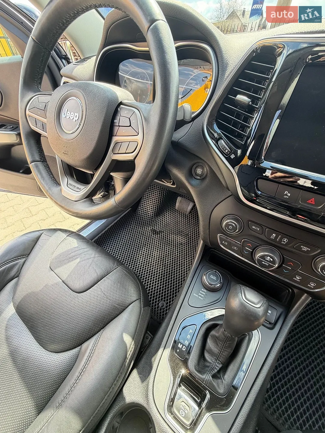 Jeep Cherokee 2019 VIN 1C4PJMDX5KD445436 фото оголошення 21 з 26