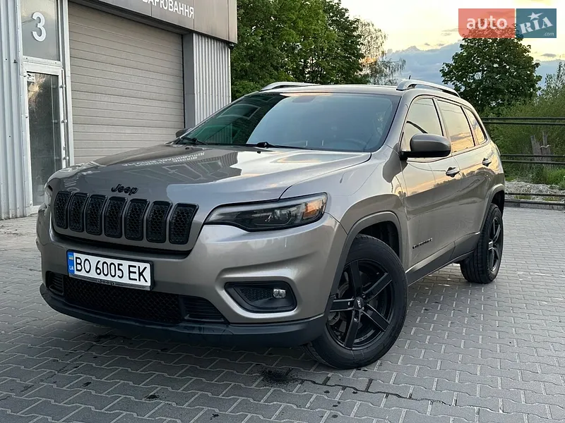 Jeep Cherokee