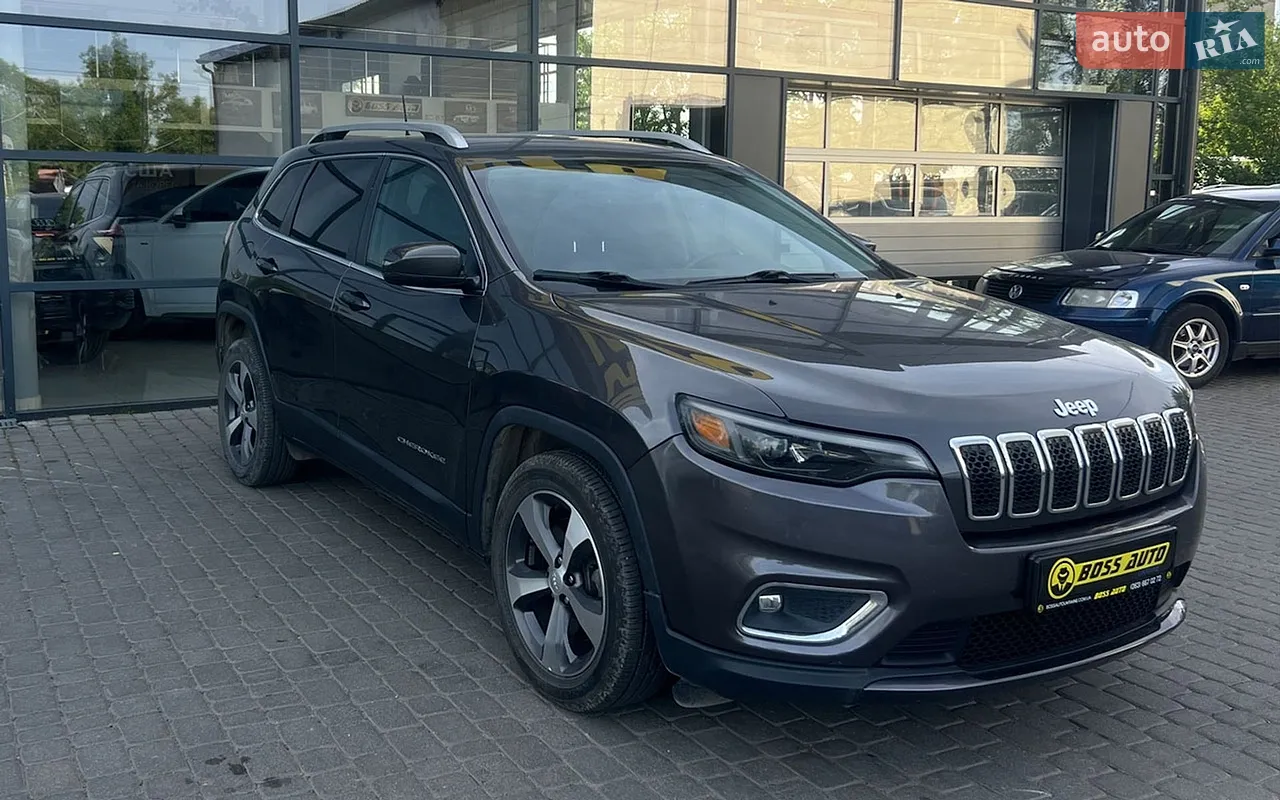 2020 Jeep Cherokee - фото 1