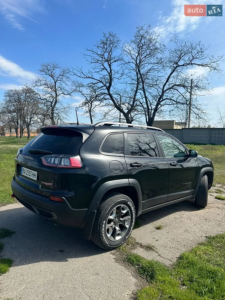 2019 Jeep Cherokee - мініатюра 5
