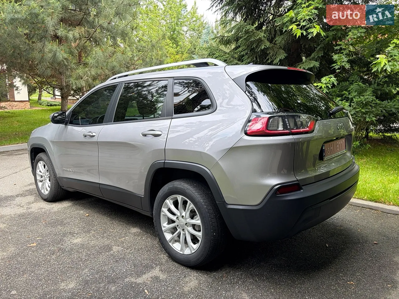 2020 Jeep Cherokee - мініатюра 4
