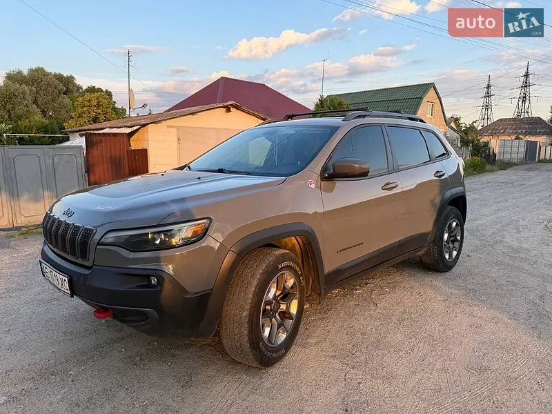 Jeep Cherokee