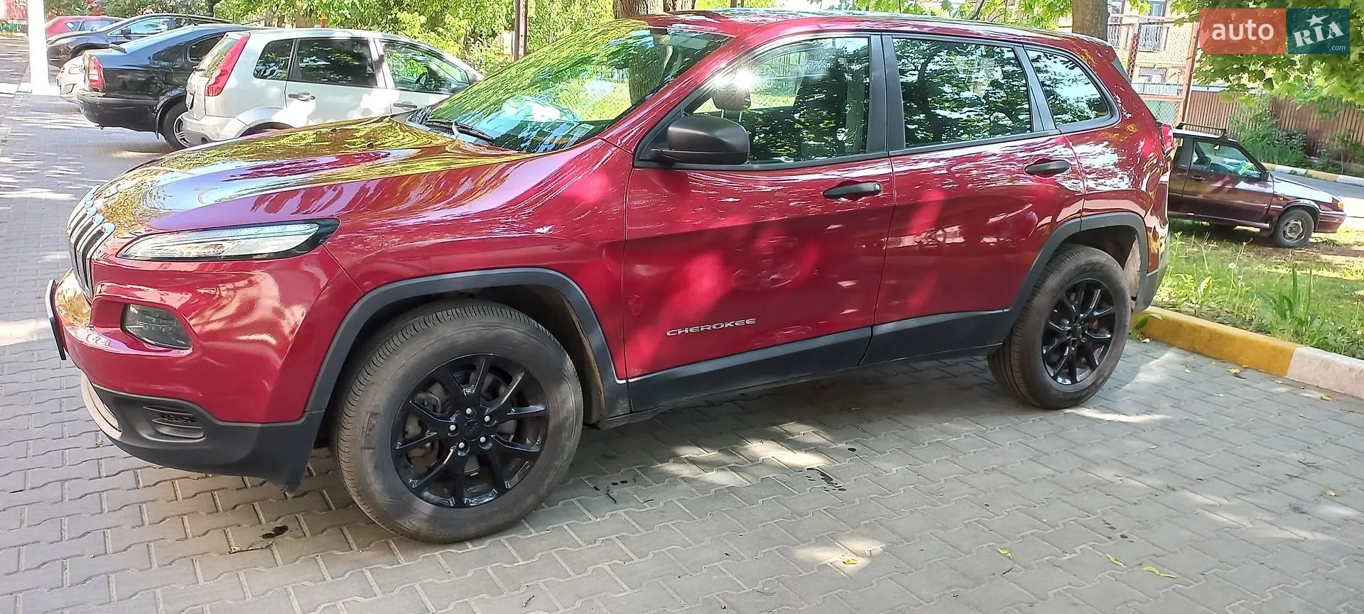 Jeep Cherokee 2014 VIN 1C4PJMAB5FW541098 фото оголошення 7 з 19