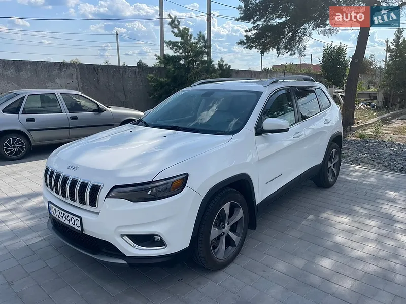 Jeep Cherokee