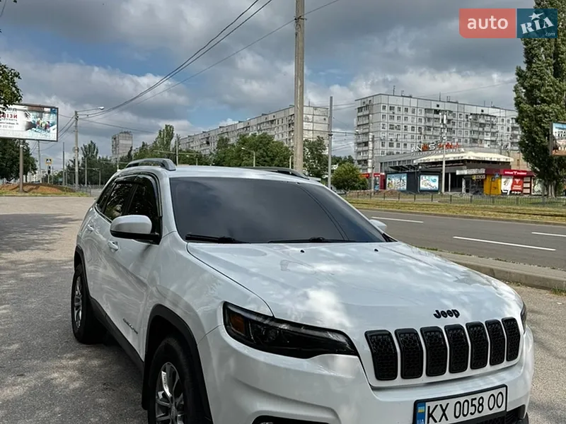 Jeep Cherokee