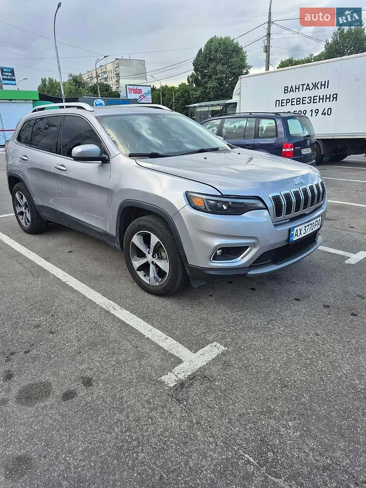 2018 Jeep Cherokee - фото 1