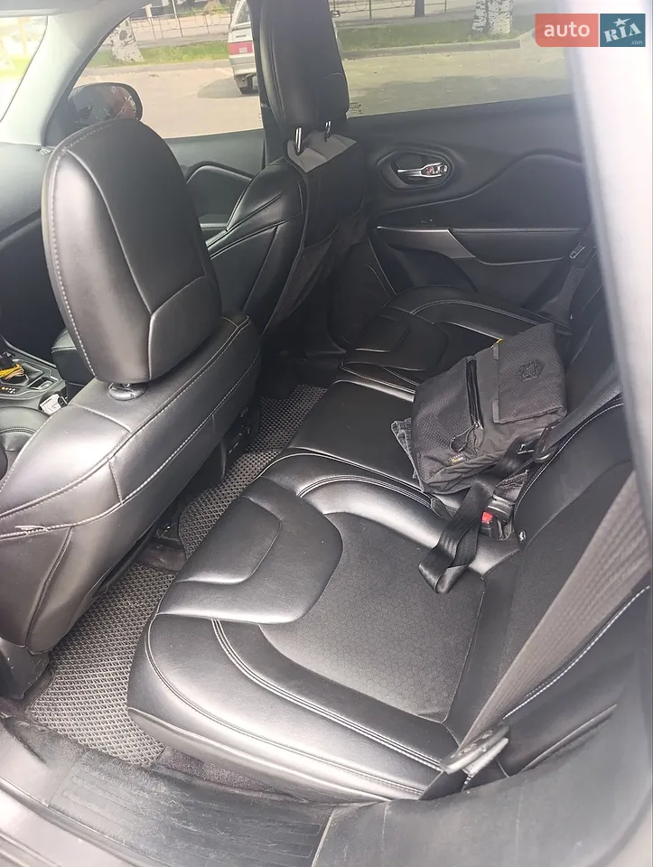 2018 Jeep Cherokee - мініатюра 5