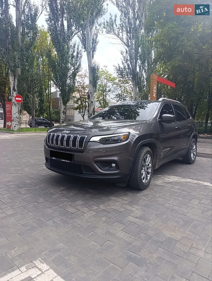 2018 Jeep Cherokee - фото 1