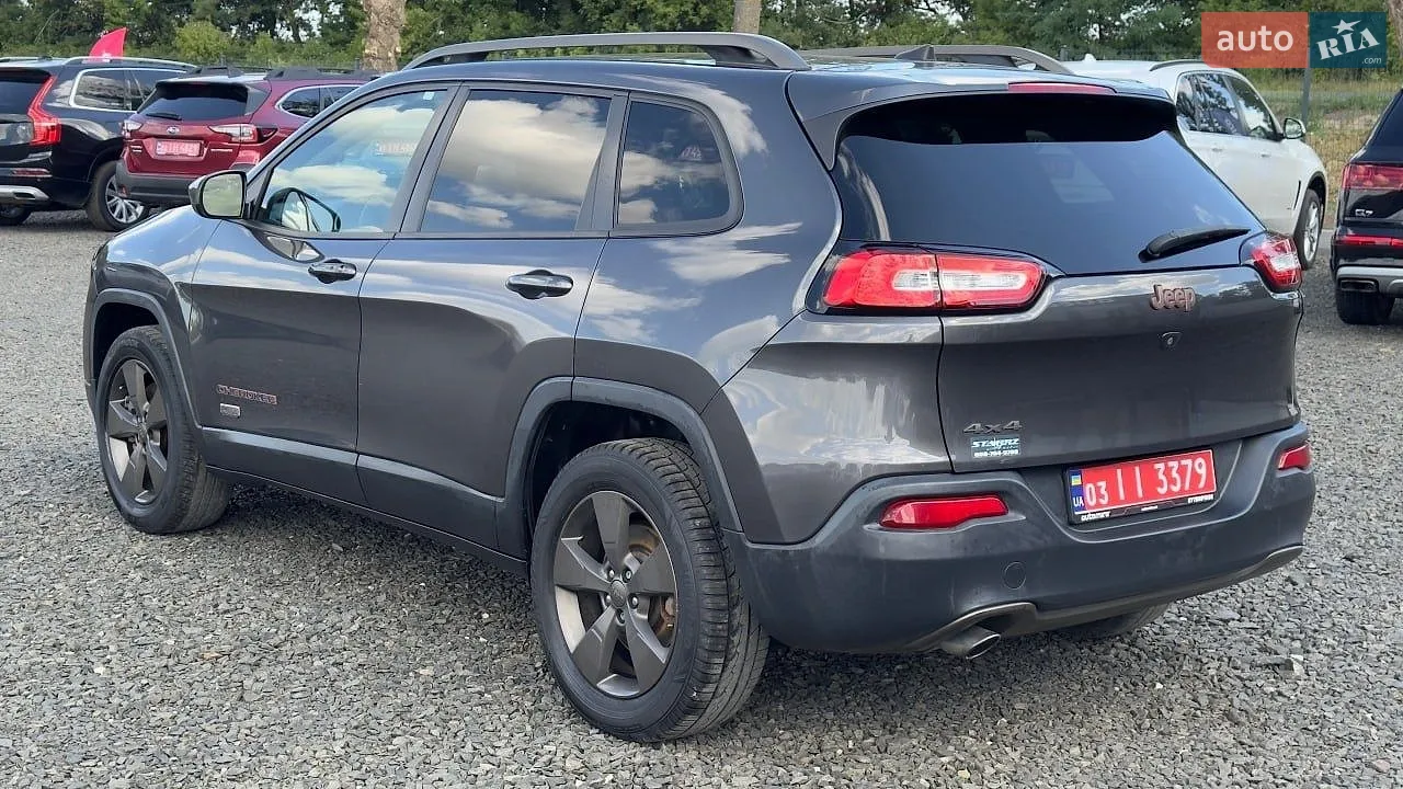 2016 Jeep Cherokee - мініатюра 4