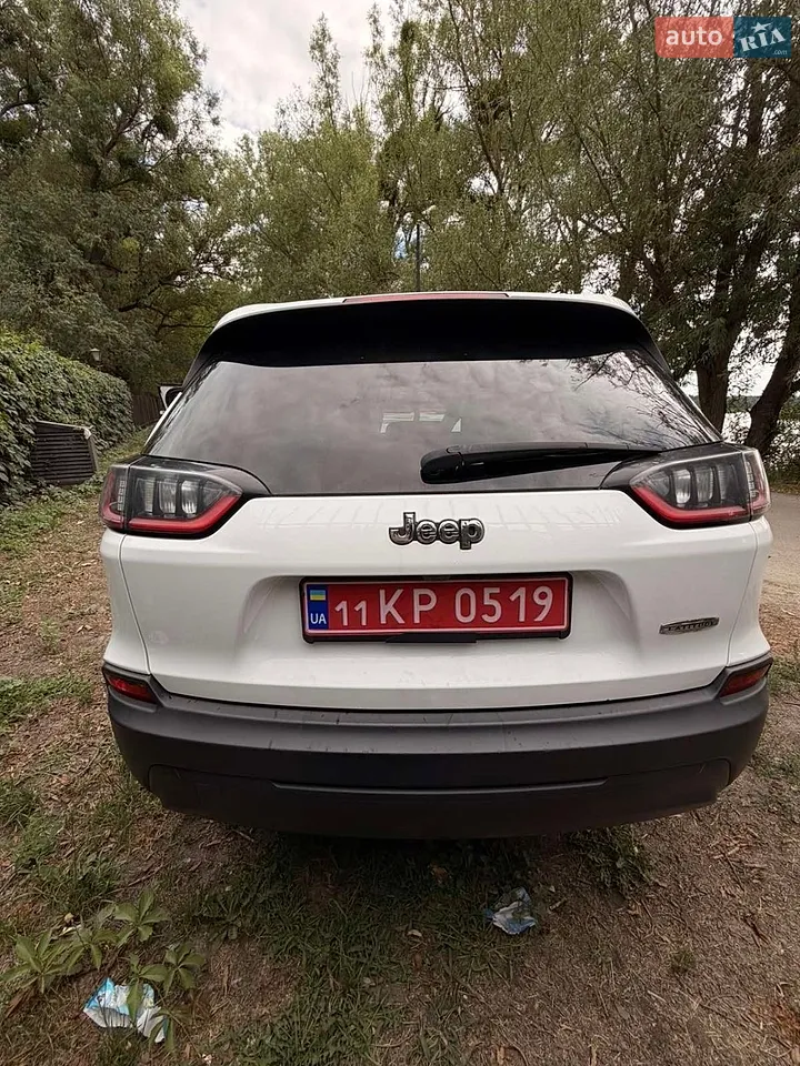2019 Jeep Cherokee - фото 1