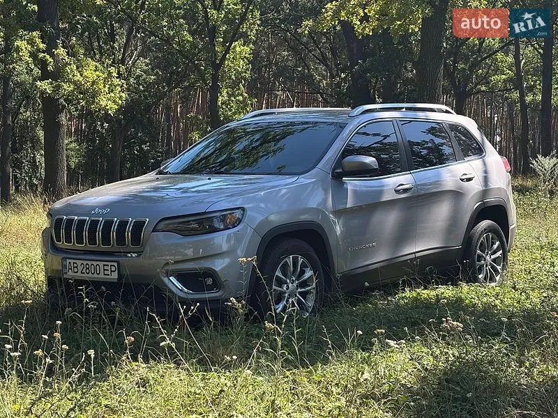 Jeep Cherokee