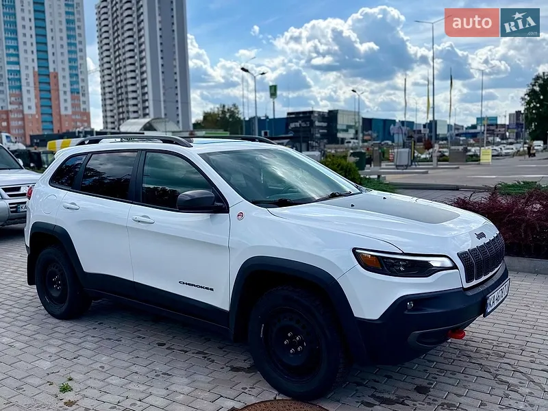 Jeep Cherokee
