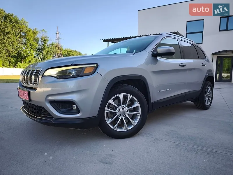 Jeep Cherokee