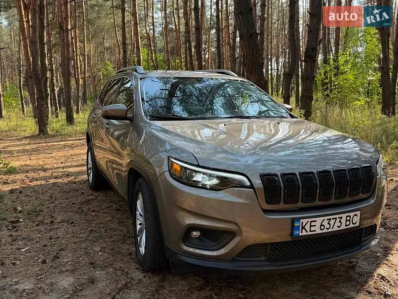 Jeep Cherokee
