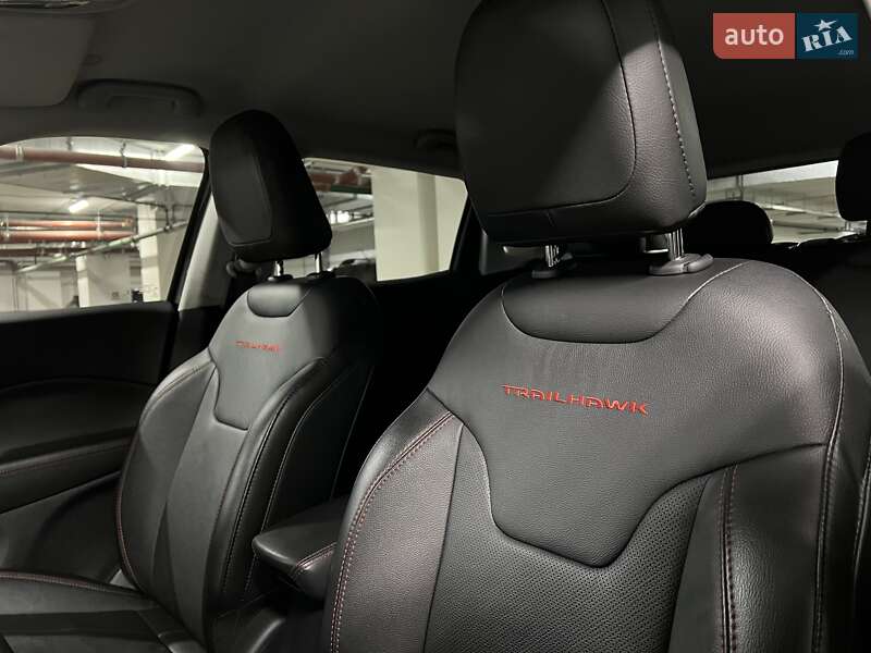 Внедорожник / Кроссовер Jeep Compass 2020 в Киеве