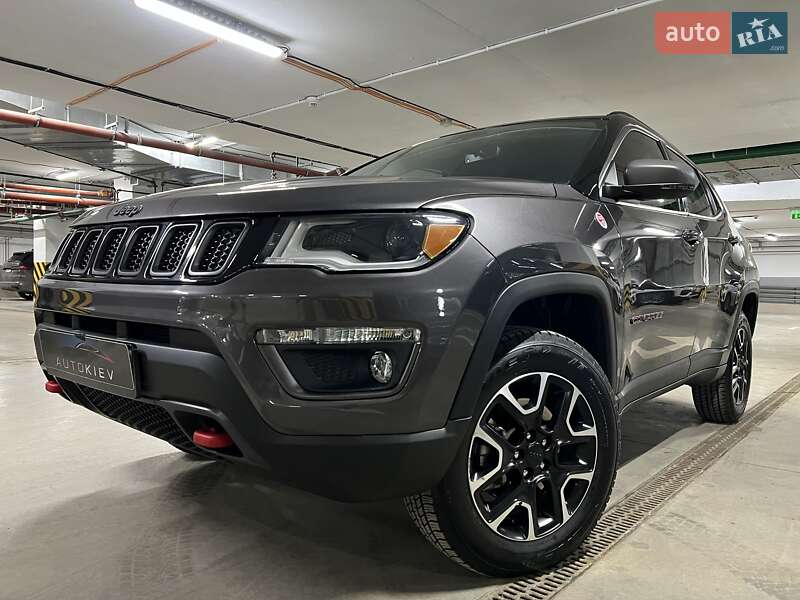 Внедорожник / Кроссовер Jeep Compass 2020 в Киеве