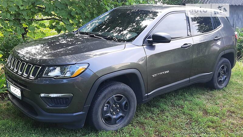 Внедорожник / Кроссовер Jeep Compass 2018 в Черкассах