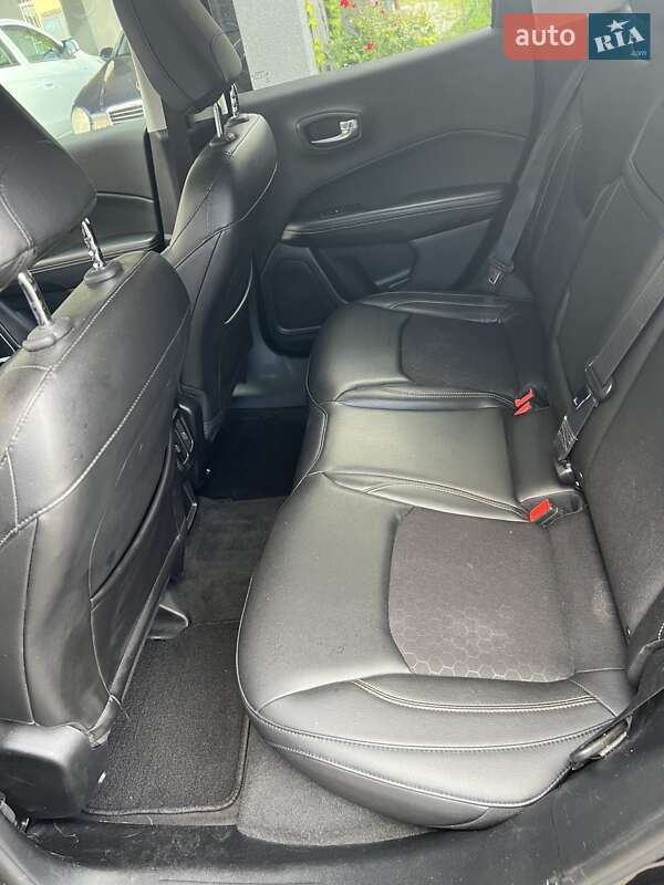 Внедорожник / Кроссовер Jeep Compass 2017 в Львове фото 22 Внедорожник / Кроссовер Jeep Compass 2017 в Львове