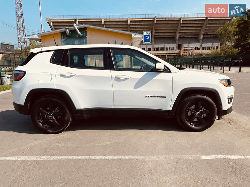 Позашляховик / Кросовер Jeep Compass 2017 в Івано-Франківську фото 10 Позашляховик / Кросовер Jeep Compass 2017 в Івано-Франківську