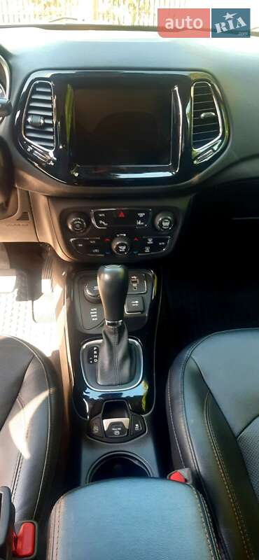 Позашляховик / Кросовер Jeep Compass 2017 в Києві