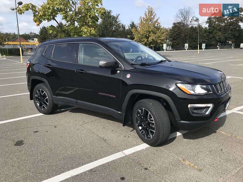 Внедорожник / Кроссовер Jeep Compass 2018 в Киеве