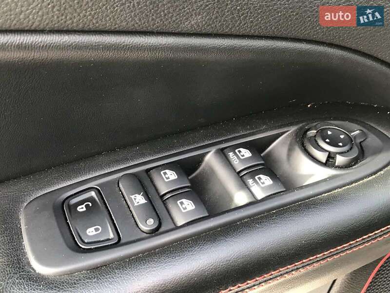 Внедорожник / Кроссовер Jeep Compass 2018 в Киеве