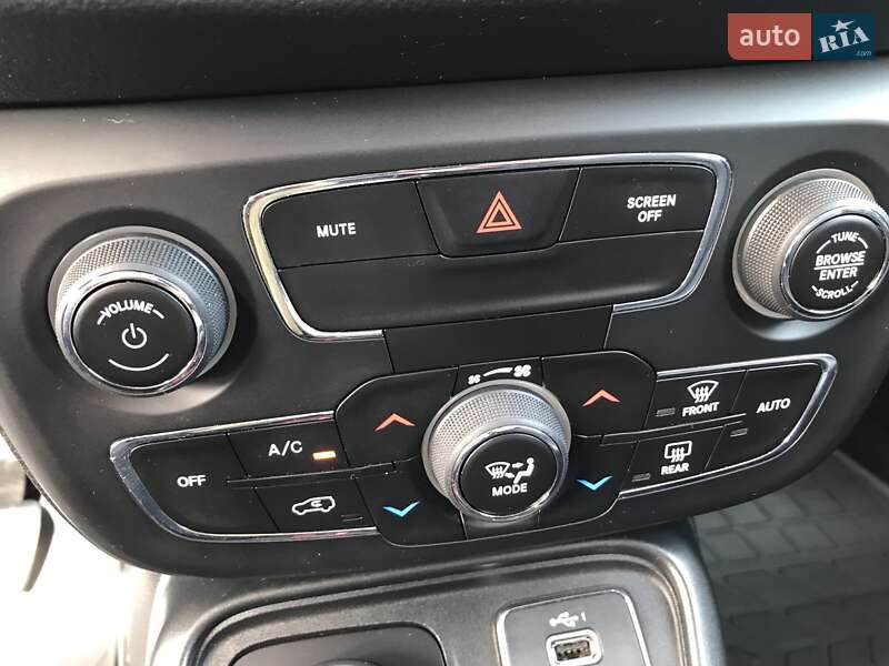 Внедорожник / Кроссовер Jeep Compass 2018 в Киеве