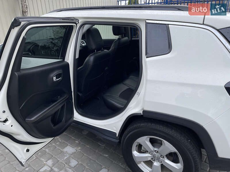 Внедорожник / Кроссовер Jeep Compass 2017 в Кременчуге