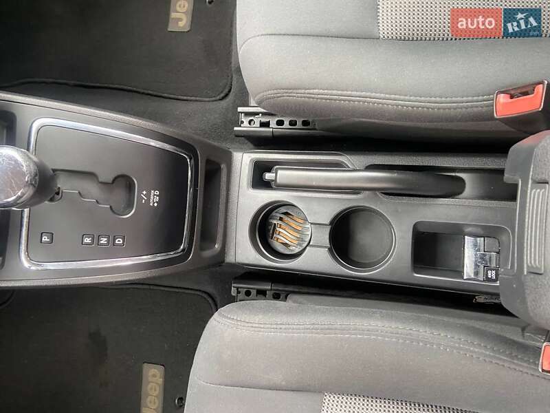 Внедорожник / Кроссовер Jeep Compass 2012 в Киеве