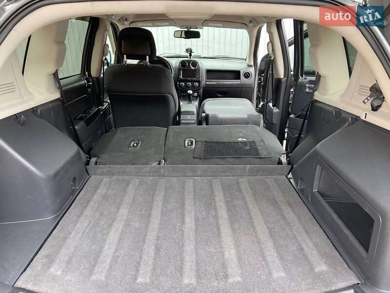 Внедорожник / Кроссовер Jeep Compass 2012 в Киеве