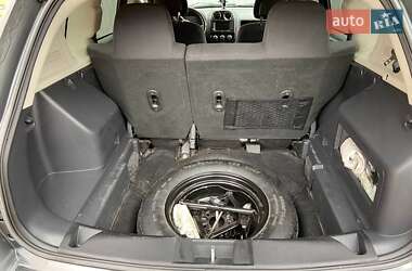 Внедорожник / Кроссовер Jeep Compass 2012 в Киеве
