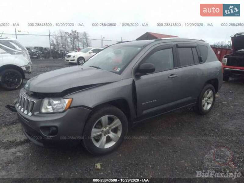 Внедорожник / Кроссовер Jeep Compass 2012 в Киеве