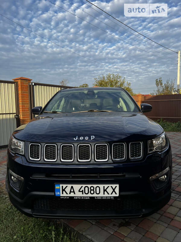Внедорожник / Кроссовер Jeep Compass 2018 в Киеве