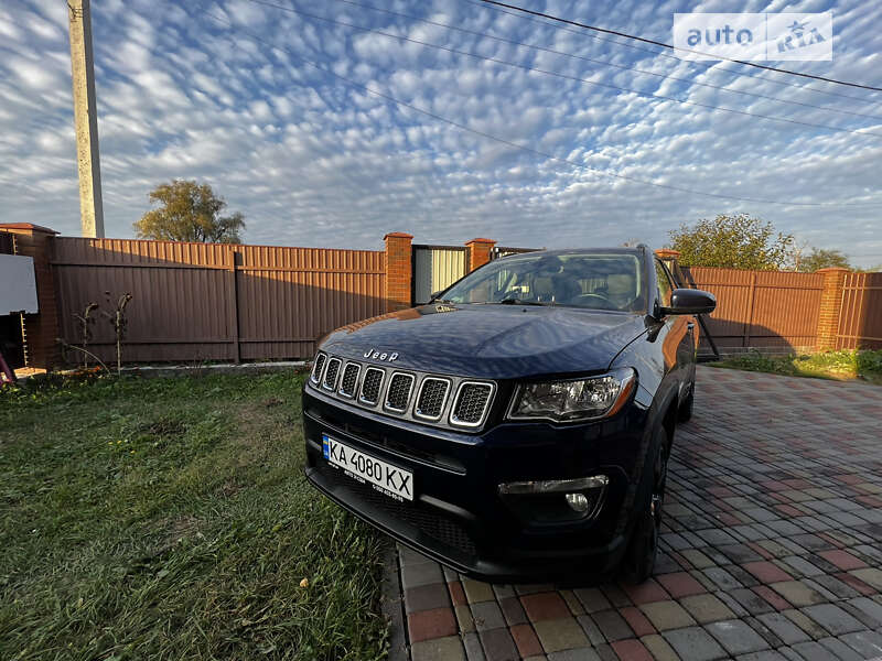 Внедорожник / Кроссовер Jeep Compass 2018 в Киеве