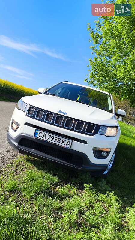 Внедорожник / Кроссовер Jeep Compass 2017 в Черкассах