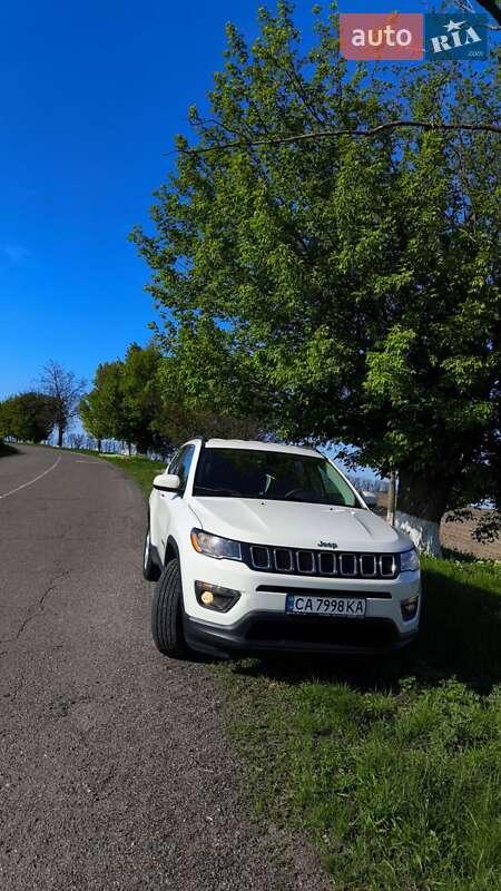 Внедорожник / Кроссовер Jeep Compass 2017 в Черкассах