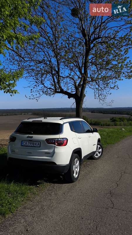 Внедорожник / Кроссовер Jeep Compass 2017 в Черкассах