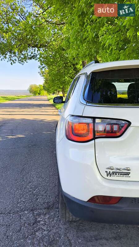 Внедорожник / Кроссовер Jeep Compass 2017 в Черкассах