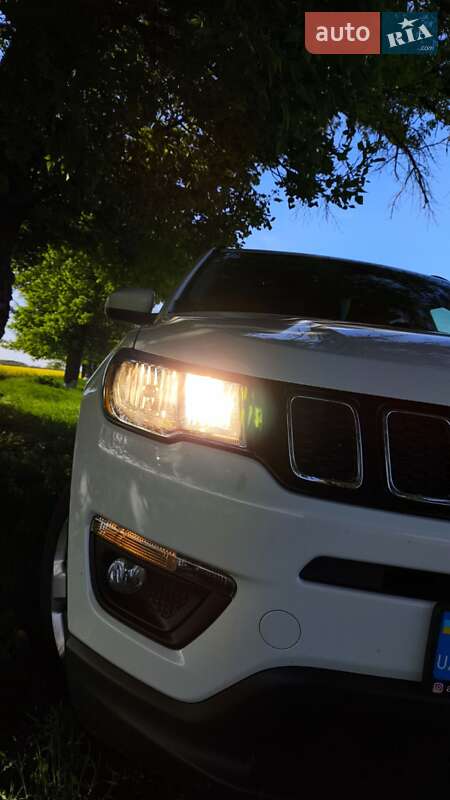 Внедорожник / Кроссовер Jeep Compass 2017 в Черкассах