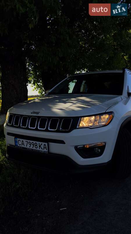 Внедорожник / Кроссовер Jeep Compass 2017 в Черкассах