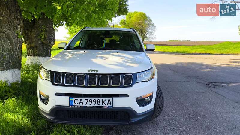 Внедорожник / Кроссовер Jeep Compass 2017 в Черкассах