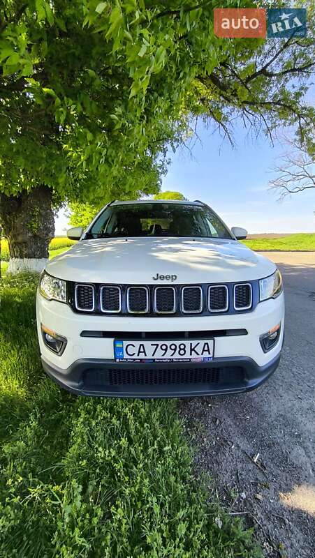 Внедорожник / Кроссовер Jeep Compass 2017 в Черкассах