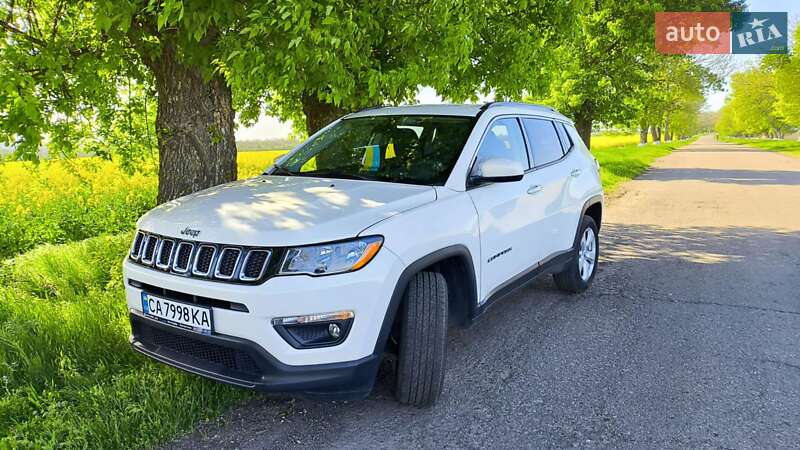Внедорожник / Кроссовер Jeep Compass 2017 в Черкассах